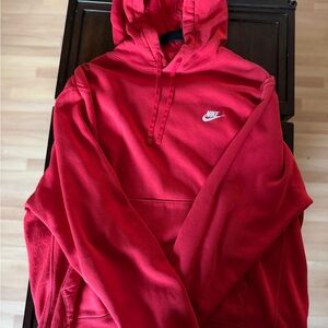 Nike Sportswear Club Fleece Pullover Hoodie - University Red - Large